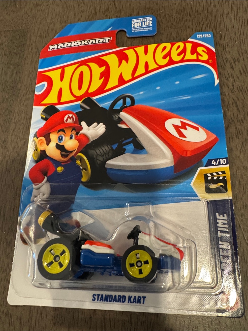 Hot Wheels Mario Kart Standard Kart - Blue, Red & Yellow
